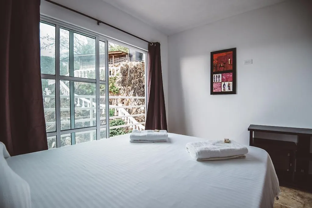 Bed and Breakfast The Rock House Eco (Adults Only) Сан-Андрес 2*,