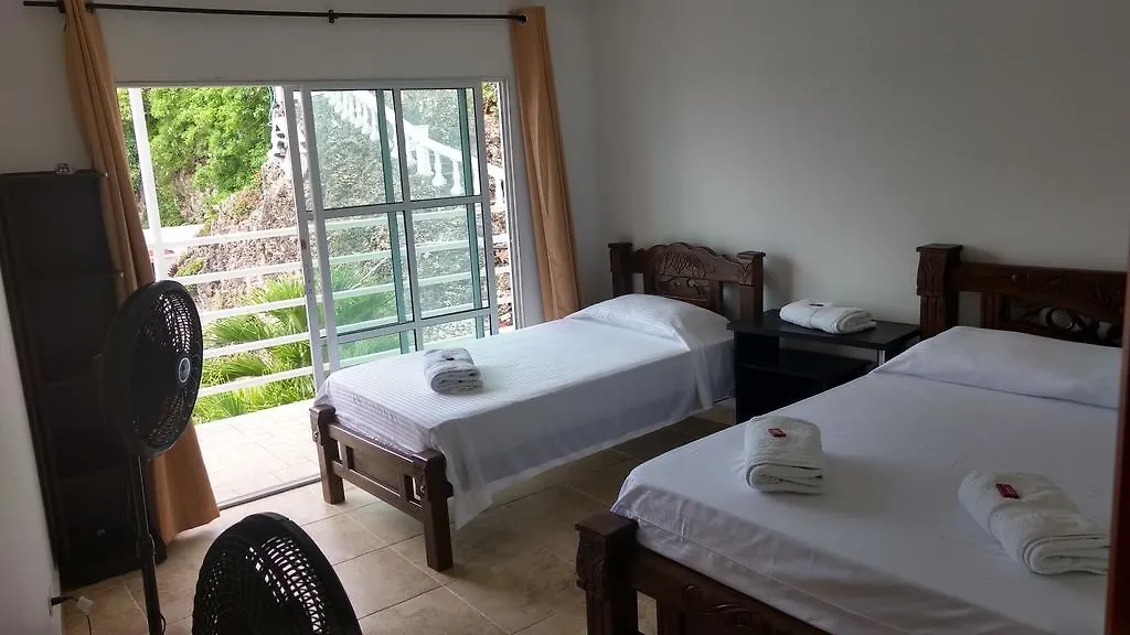 לינה וארוחת בוקר San Andrés The Rock House Eco (Adults Only) 2*,